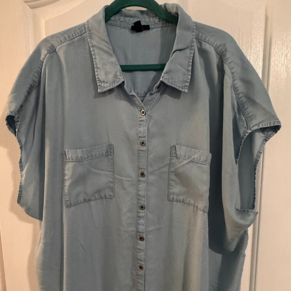 Torrid Light Blue Chambray Button Front Shirt Top… - image 1